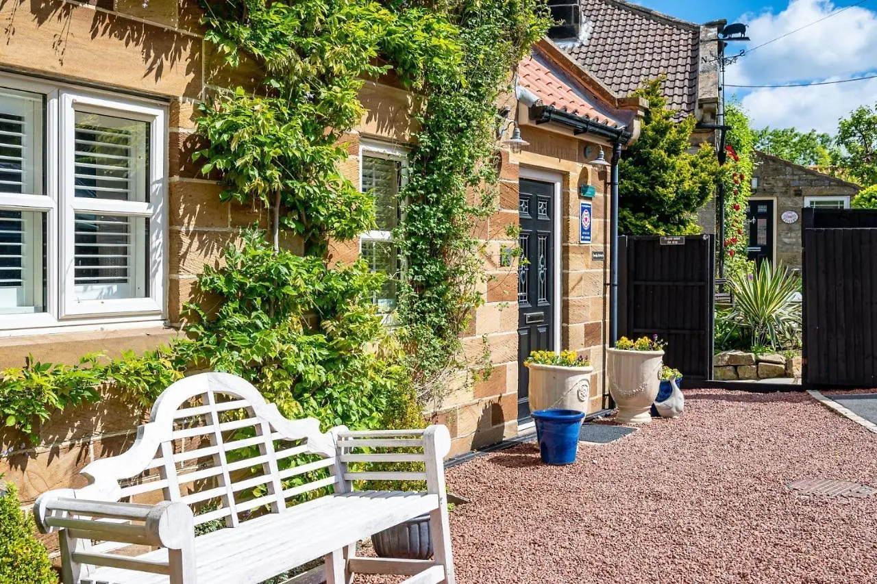 Primrose Cottage Whitby